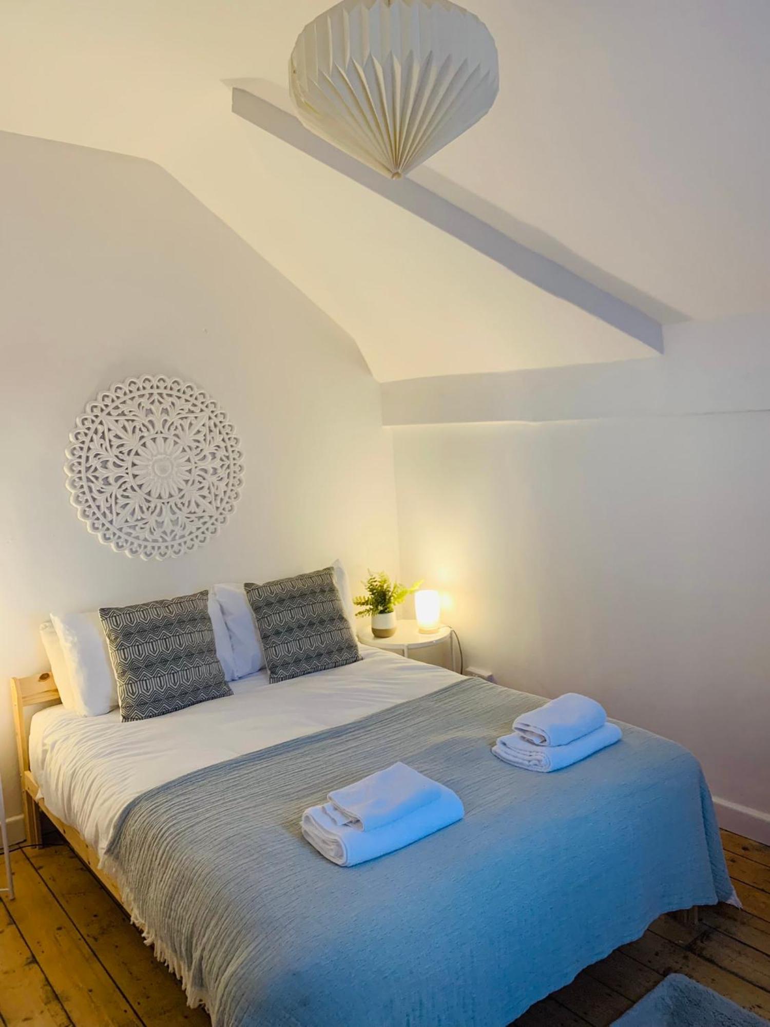 Escape To Lytham St Annes Apartment Bagian luar foto